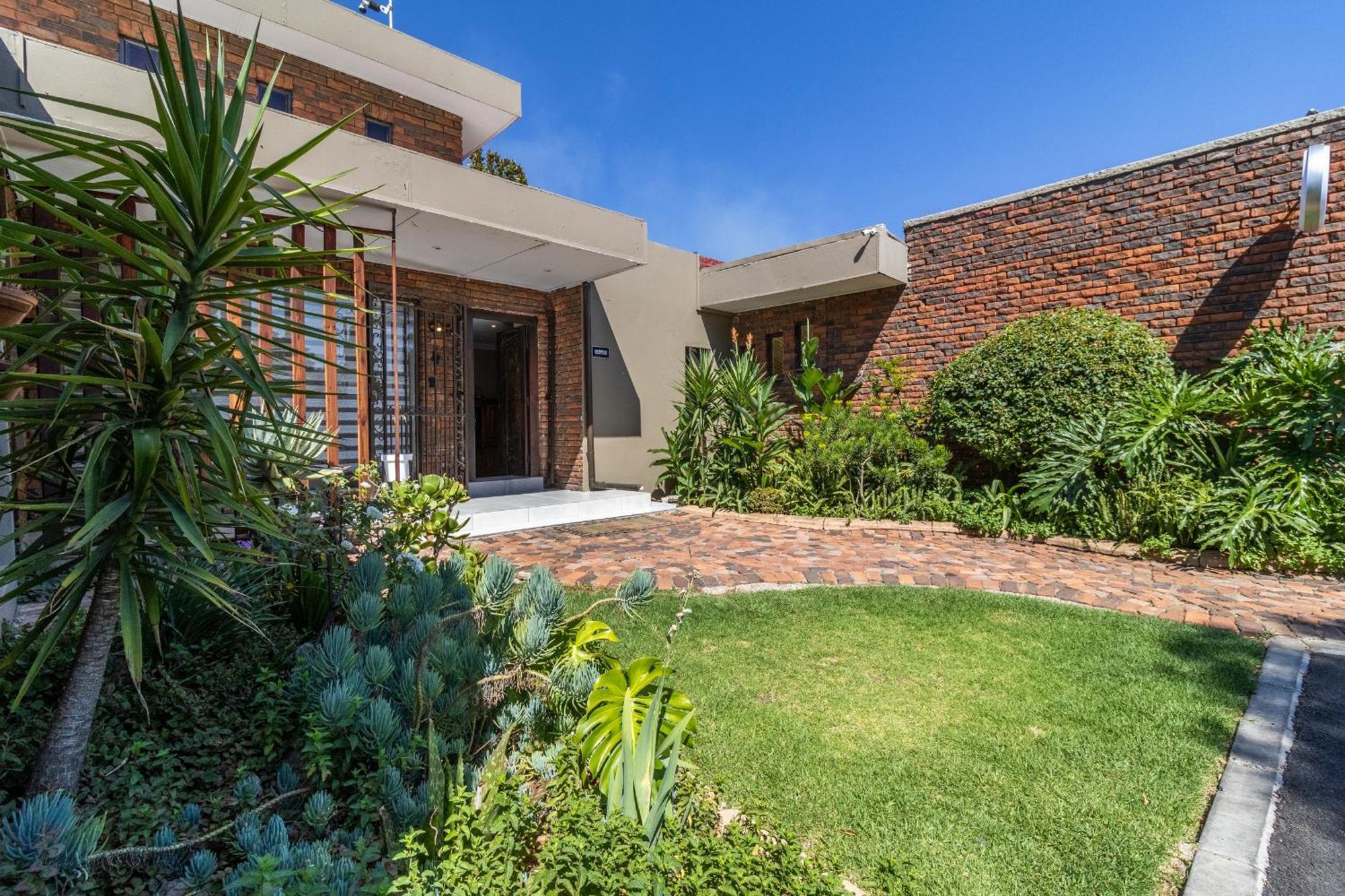 Bosveld In Die Stad 2 Guesthouse Alberton Exterior photo